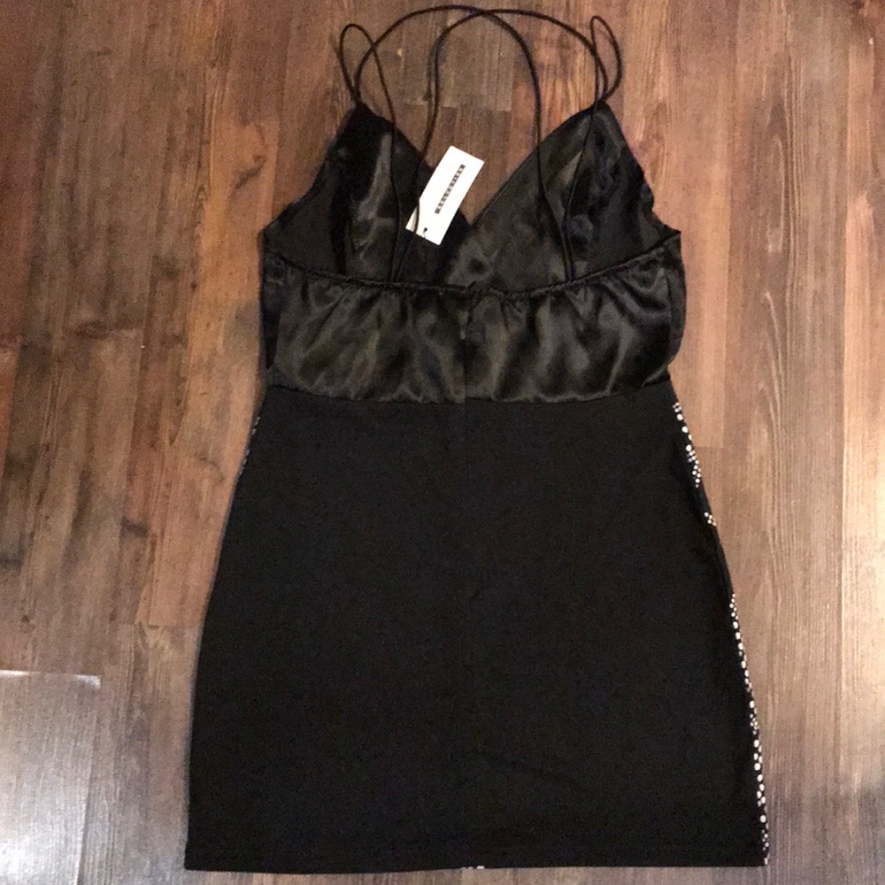 With tags satin top - Picture 4 of 6